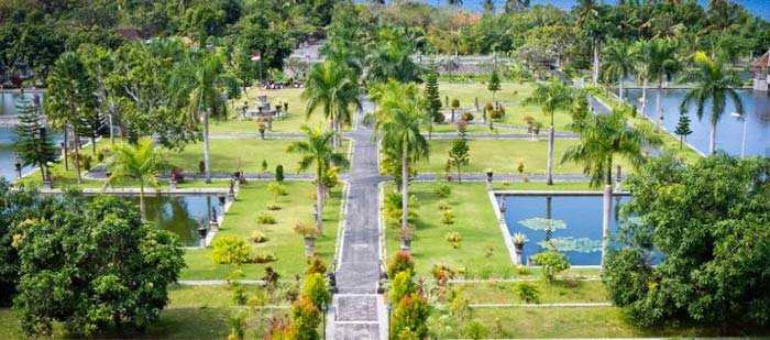 Taman Ujung Water Palace