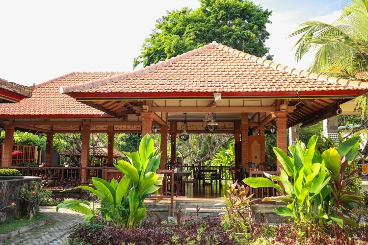 Gallery 2 - Banyualit Seafood Lovina